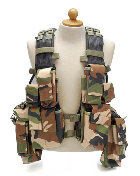 Tactical-Weste, woodland neu