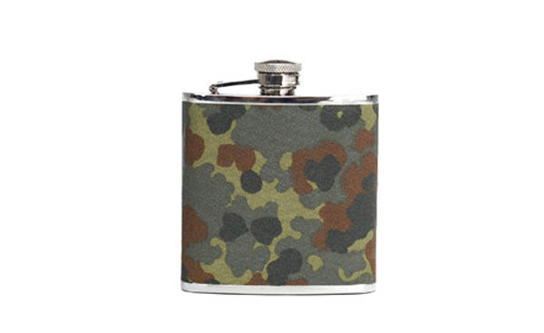 Flachmann, Edelstahl mit Stoffbezug, flecktarn